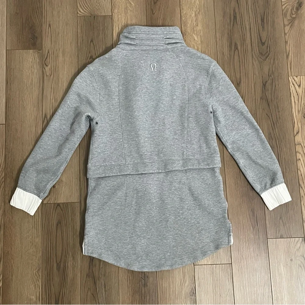 Lululemon Light As Warmth Jacket Heathered‎ Grey Yoga *Broken Zipper*